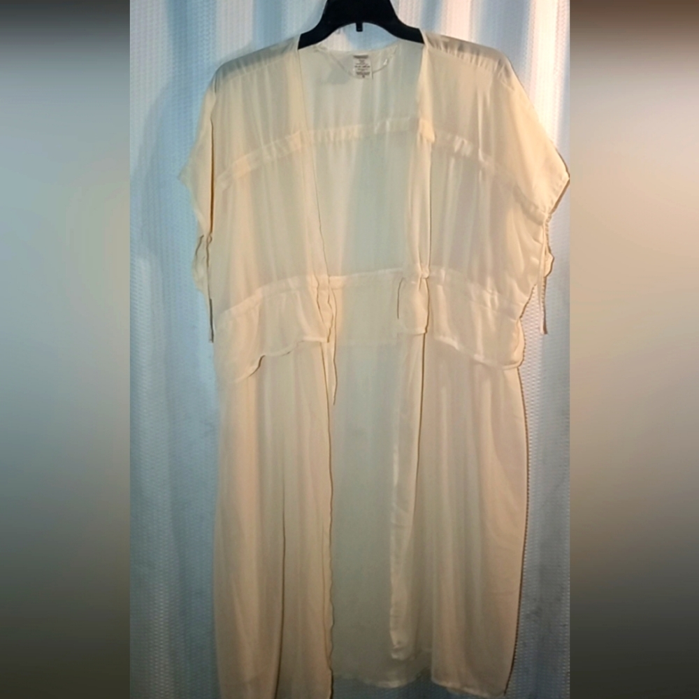 2x cream colored very lightweight